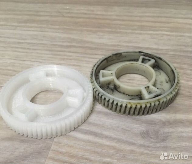 Шестерня стеклоподъемника Mazda MPV