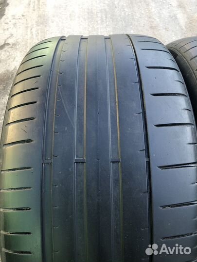 Pirelli P Zero 275/35 R19 100Y