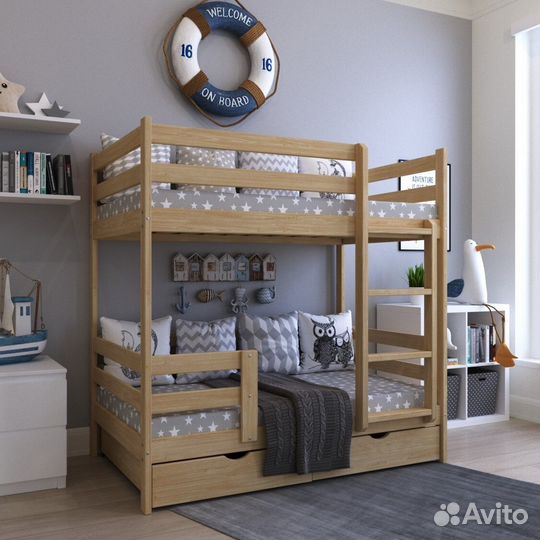 Двухъярусная кровать из массива