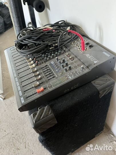 Yamaha mx 12/4 mixing console, микшерный пульт