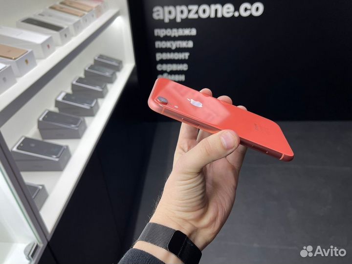 iPhone Xr, 64 ГБ