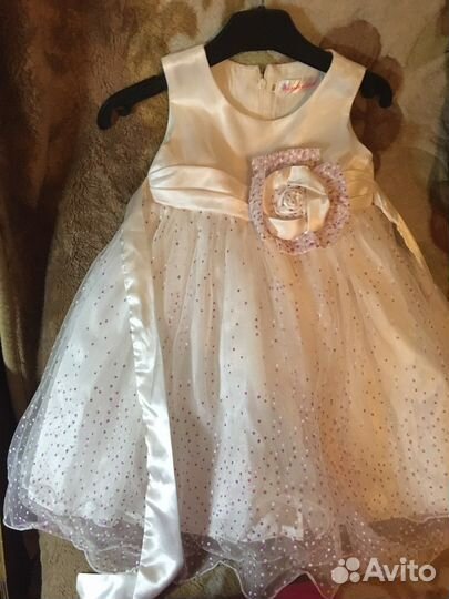 Платья праздничные на 2-4 года