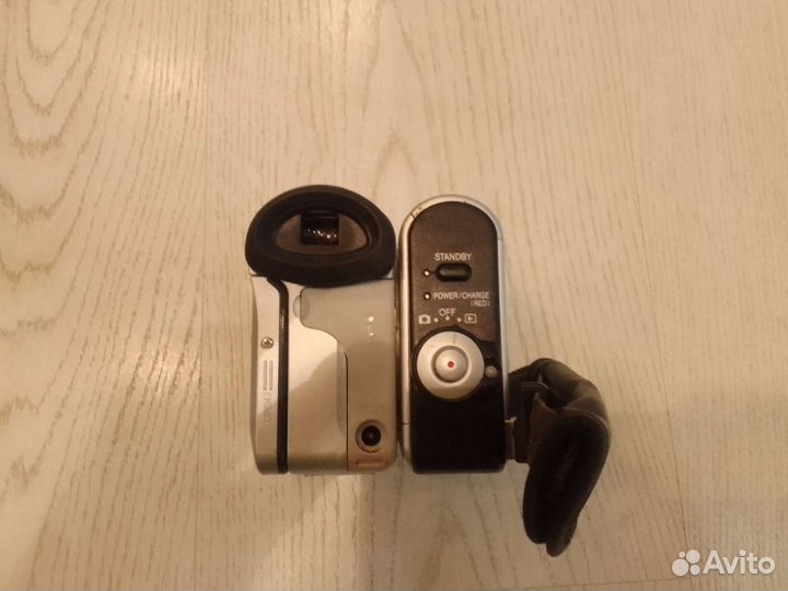 Видеокамера sharp