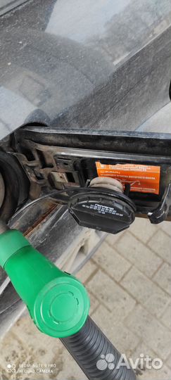 Держатель крышки топливного бака Subaru