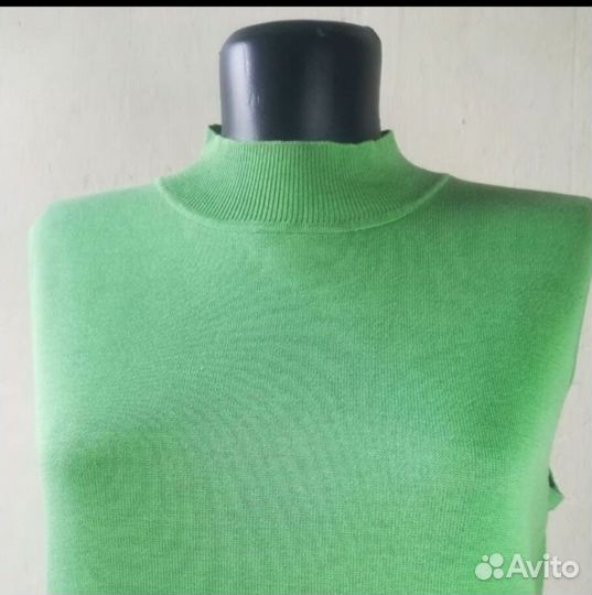 Водолазка шелковая зеленая 46, М