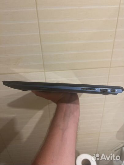Ноутбук Asus UX301L