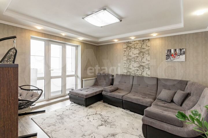 3-к. квартира, 66 м², 10/10 эт.