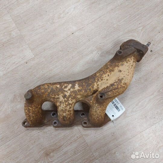 Коллектор выпускной Volvo 960 1990-1998