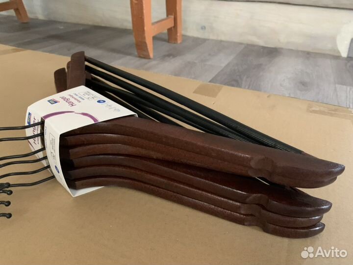 Вешалки плечики 2 упаковки