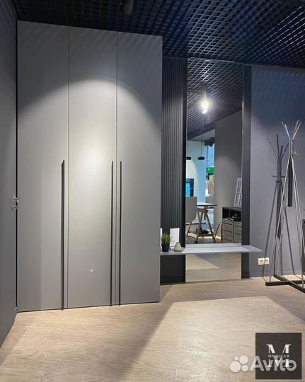 Красивый шкаф