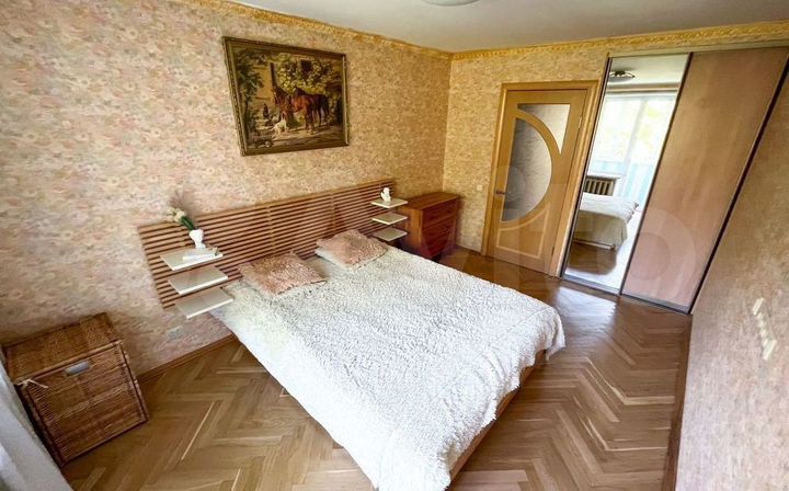2-к. квартира, 72 м², 5/5 эт.