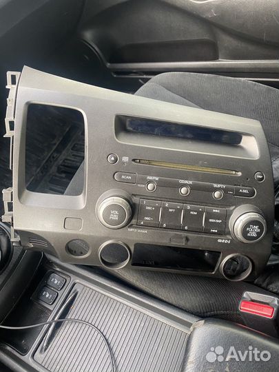 Магнитола honda civic 4d