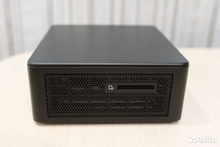 Мини-пк Intel NUC 11PAHi5 (16 Гб RAM + 512 Гб SSD)