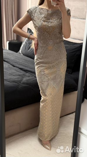 Вечернее платье
