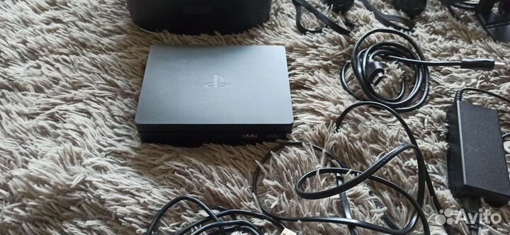 PS VR для PS4 + 2 Movies + камера