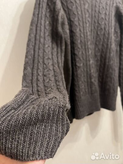 Свитер женский с косами