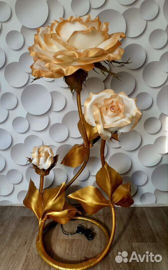 Цветы из изолона светильник