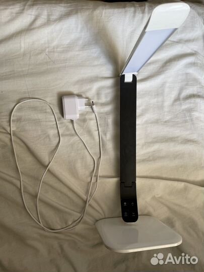 Лампа настольная FinePower