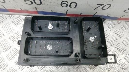 Блок предохранителей opel zafira B (CBR07M301)