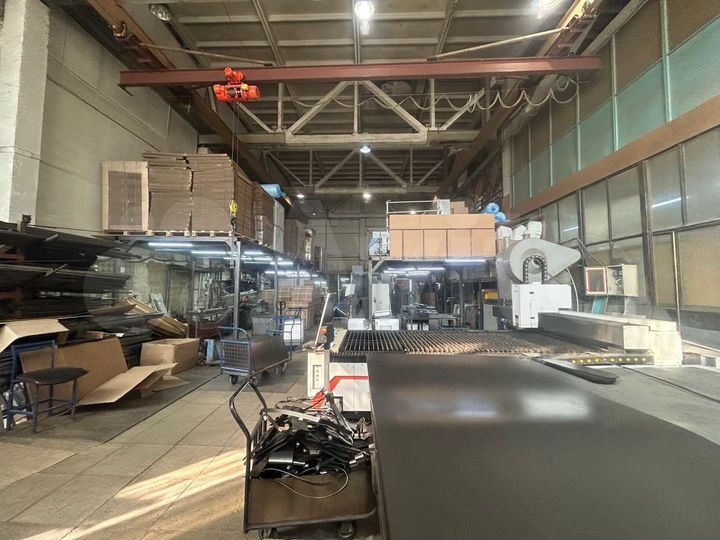 Производство, 605 м²