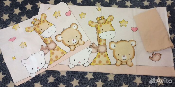 Бортики в кроватку и комплект постельного белья