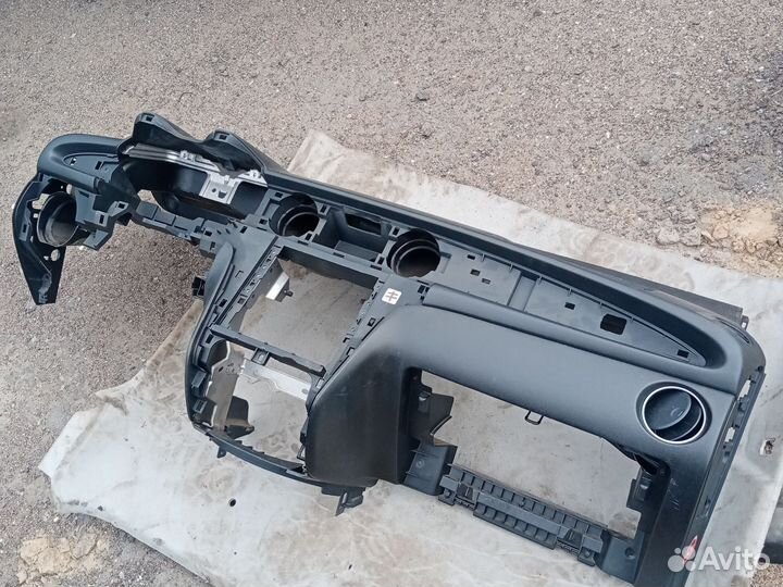 Торпедо Аутлендер 1 2.4 МКПП 2007г.в