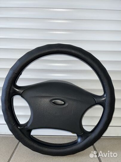Оплетка на руль р-р М (37-39см) Эко/кожа Ч 027L