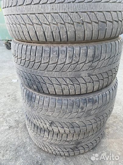 Triangle Snowlink TWT02 225/45 R17 94R