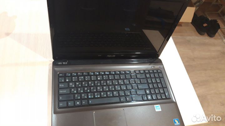 Ноутбук asus X52N