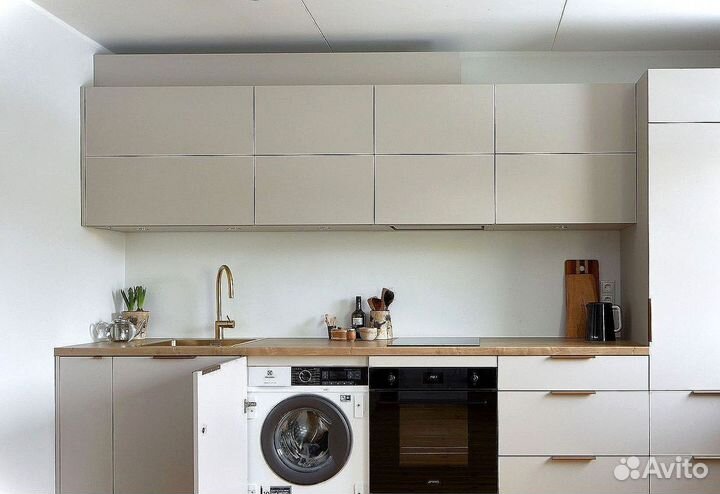 Кухня в потолок на заказ