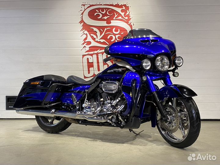Harley Davidson CVO Street Glide, 6528 км, 2016