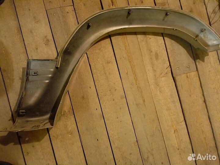 Накладка крыла.Накладка переднего бампера