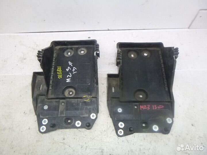 Поддон аккумулятора mazda 3 (BM) 2013- 2016