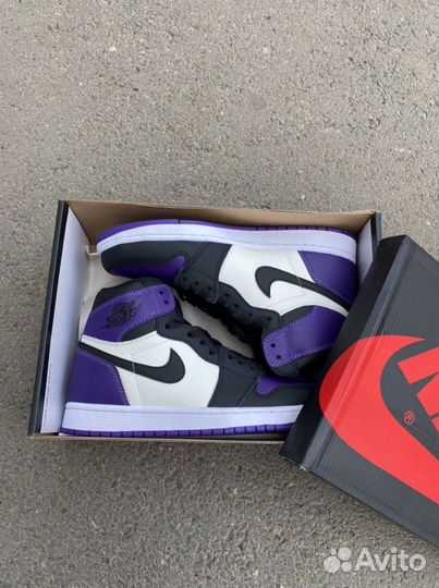 Кроссовки Nike Air Jordan 1 фиолетовые