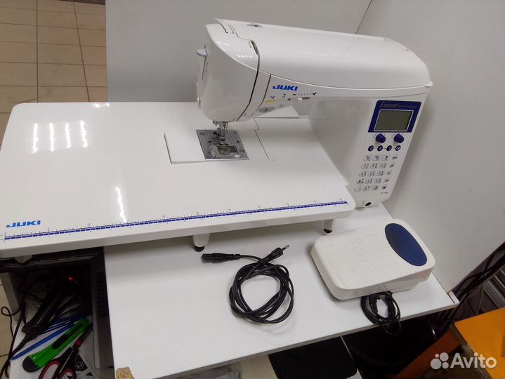 Швейная машина Juki HZL-F600