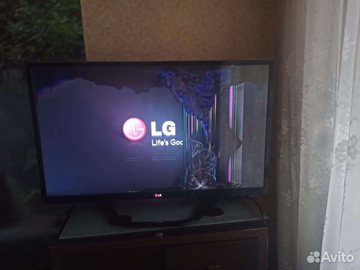 Телевизоры два шт