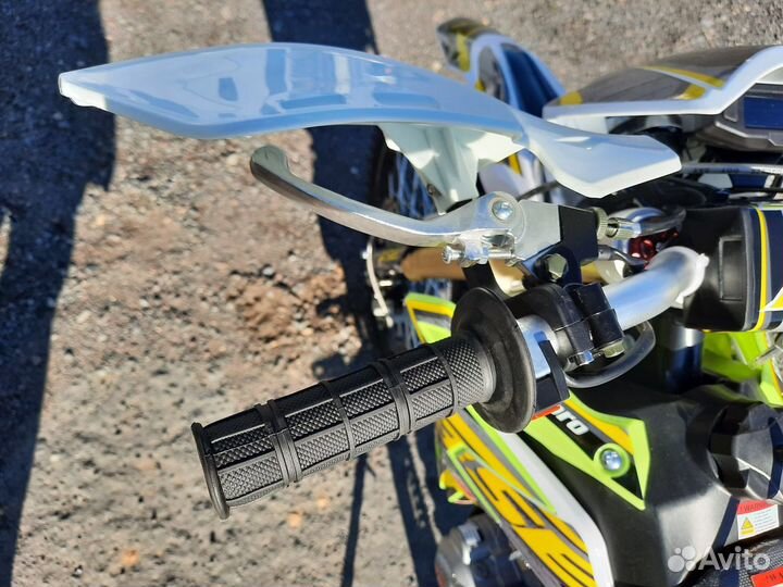 Кроссовый мотоцикл BSE Z3 250E 21/18 1