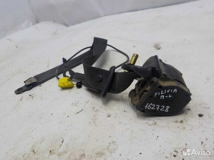 Ремень безопасности передний левый Skoda Felicia