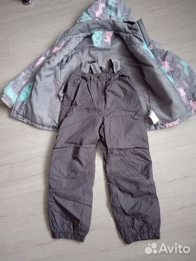 Демисезонный костюм для девочки