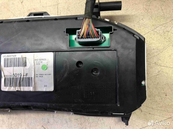 Щиток приборов (приборная панель) Renault Clio