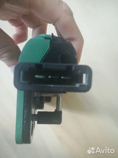 Замок двери багажника Porsche Cayenne