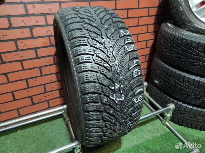 Nokian Tyres Hakkapeliitta 9 245/40 R19 98T