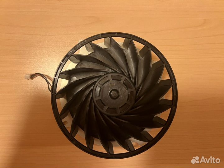 Вентилятор Playstation 5