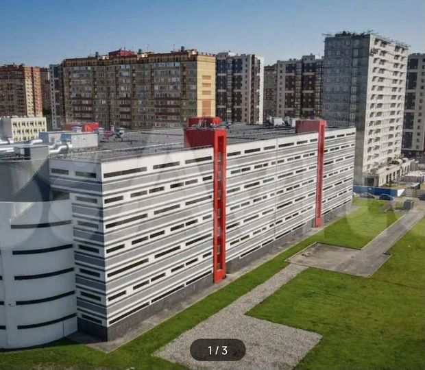 Машиноместо, 14 м²