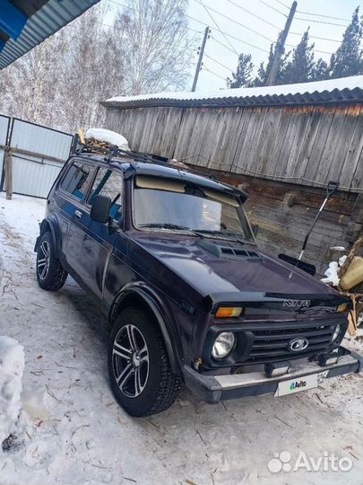 LADA 4x4 (Нива) 1.7 МТ, 2002, 250 000 км
