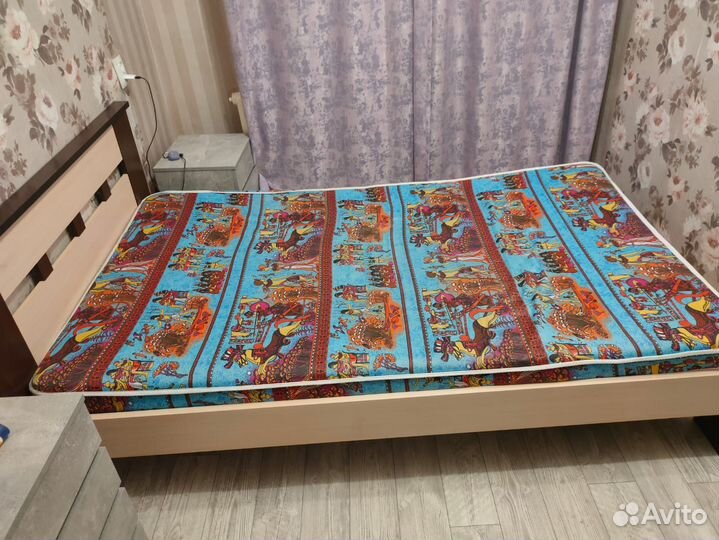 Кровать 120х200 с матрасом бу