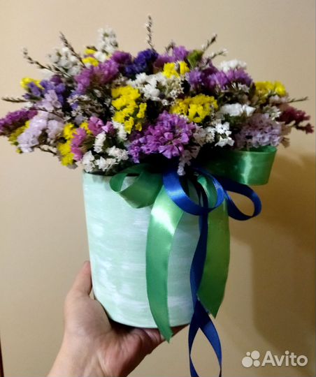 Композиция из статицы