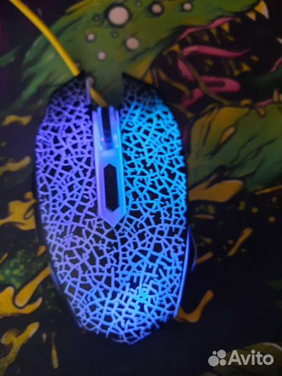 Игровая мышка Qumo Dragom War Solaris