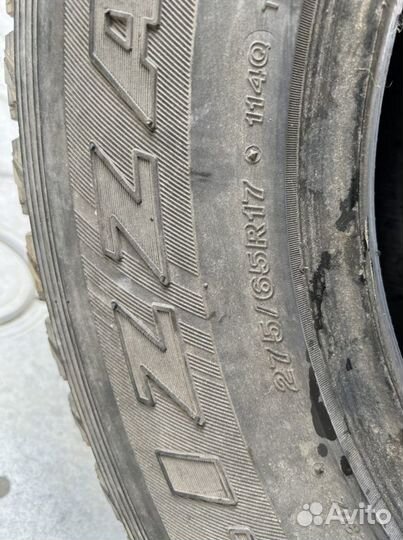 Bridgestone Blizzak Ice 275/65 R17