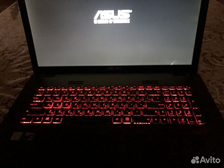 Мощный игровой ноутбук Asus Rog i5 6300 HQ